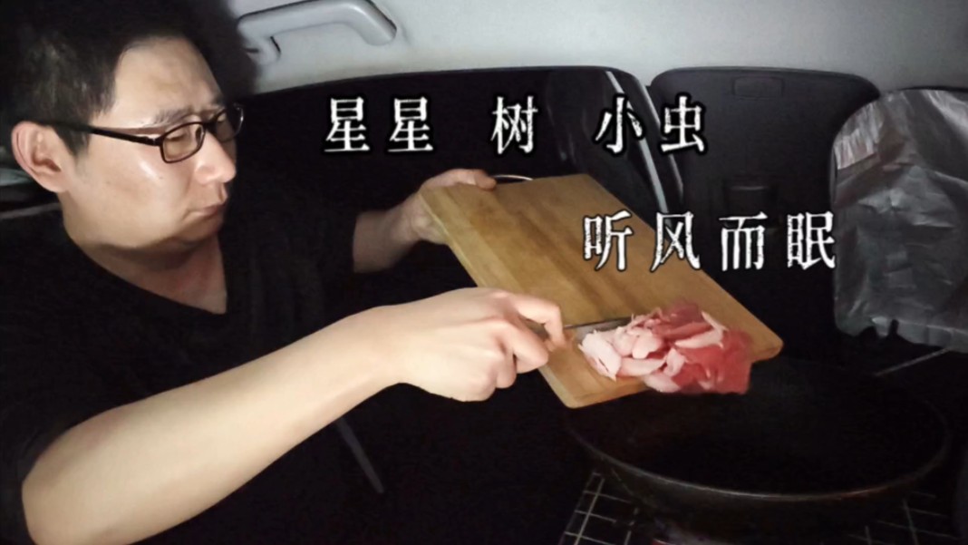 《巫师》首部衍生绘本登陆北美！杰洛特化身女儿奴